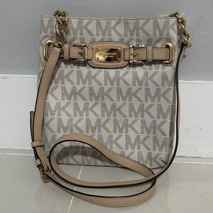 Michael Kors cross body